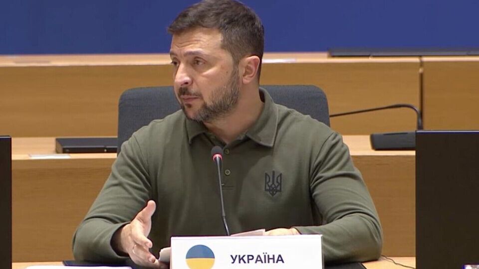 Зеленский назвал фейком заявления из РФ об атаках на резиденцию Путина