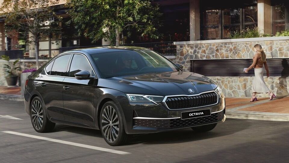 Системы помощи, открывающие новый уровень управления Škoda Octavia