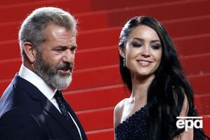 2017 року в Гібсона й Росс народився син