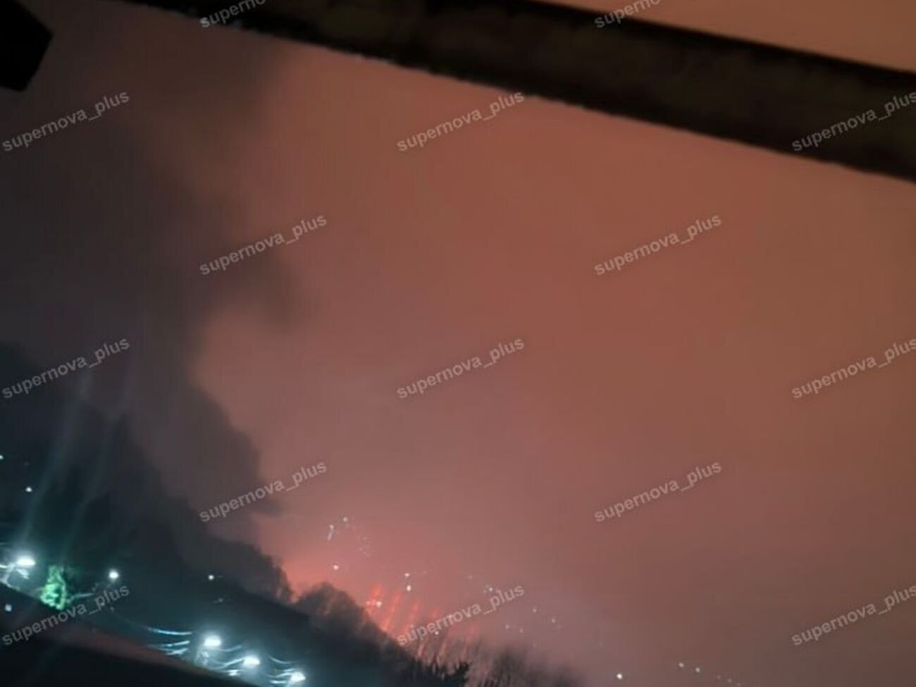 В пабликах пишут о пожарах на двух российских нефтебазах, а также на временно оккупированной территории Луганской области