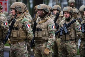 Военные из Франции и Великобритании готовы наблюдать за режимом прекращения огня без мандата ООН