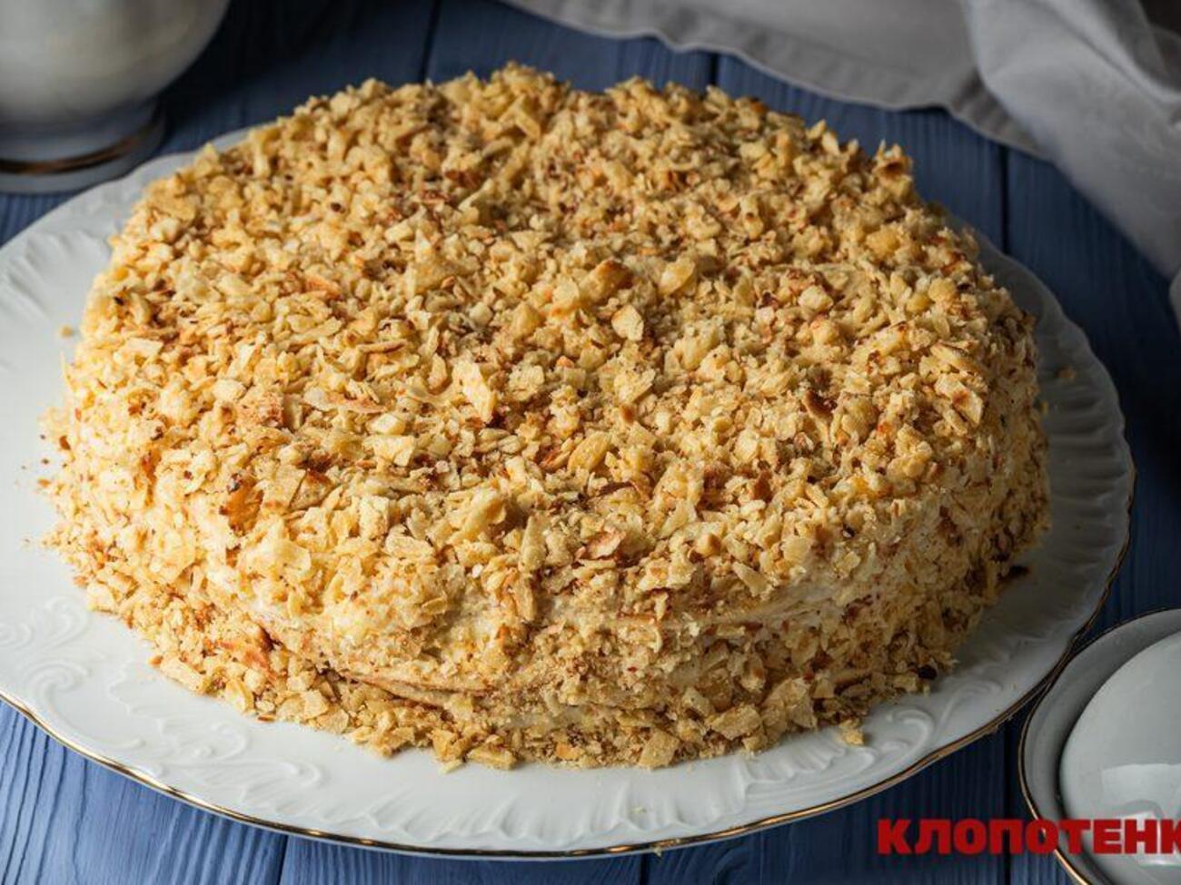 Торт формируется как и в традиционном рецепте