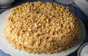 Торт формируется как и в традиционном рецепте