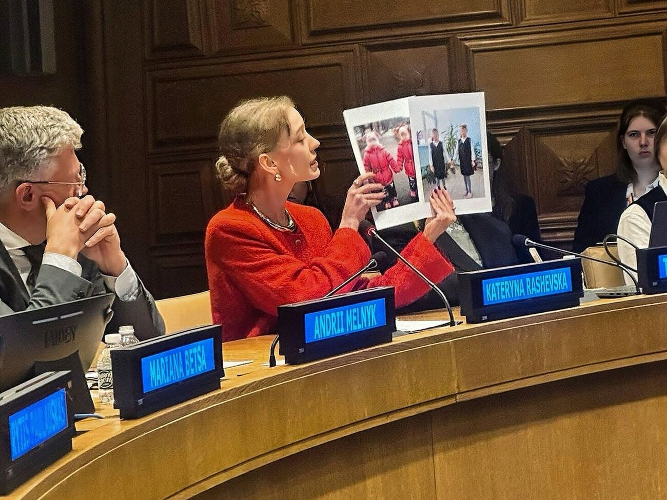 Рашевская в Сенате США показала фото детей, похищенных РФ, и рассказала, где их содержат