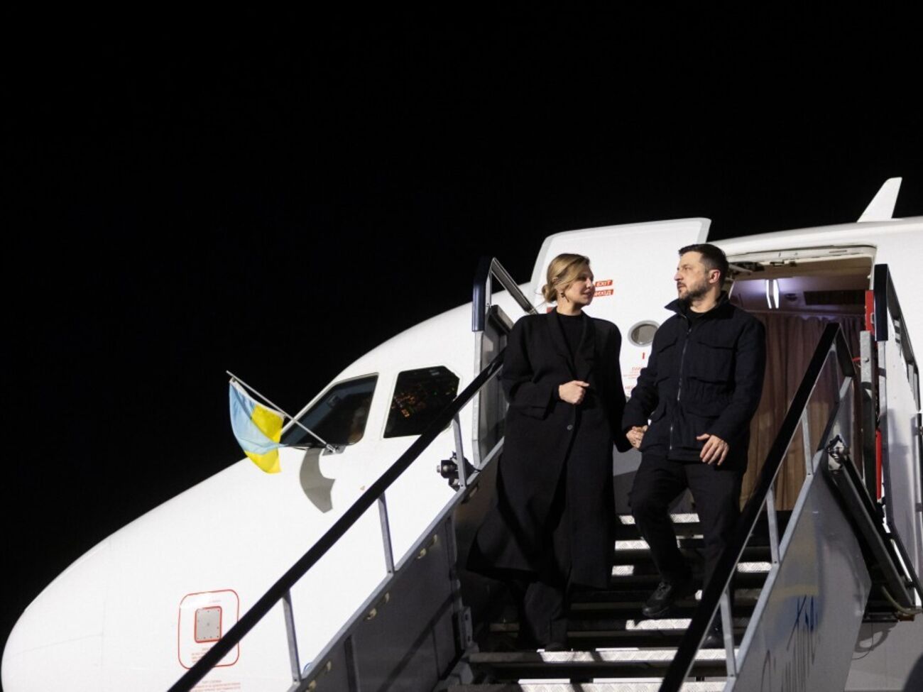 Зеленский прилетел в Дублин поздно вечером 1 декабря