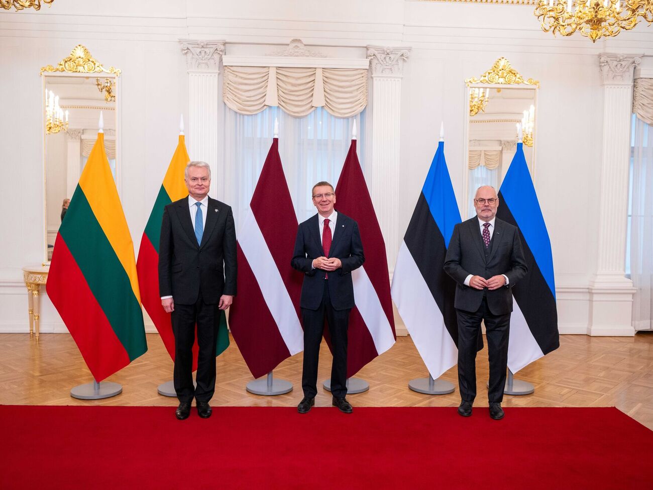 Науседа, Рінкевичс і Каріс 4 грудня провели зустріч у Ризі