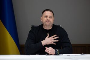 Єрмак після відставки заявив, що вирушає на фронт, писали ЗМІ