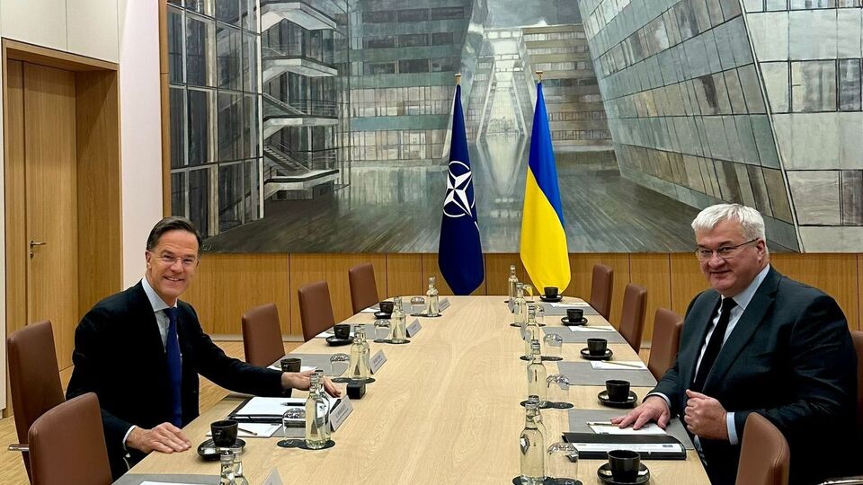 Сибіга повідомив, що провів переговори у штаб-квартирі НАТО з генсеком Марком Рютте