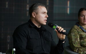 Костенко подчеркнул, что технологии позволяют сейчас спасать жизни на поле боя и обеспечивать безопасность инфраструктуры Украины