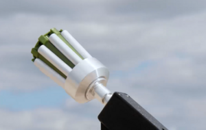 Сеткометы эффективны и в отношении дронов на оптоволокне, против которых бессильны РЭБ, отметили волонтеры