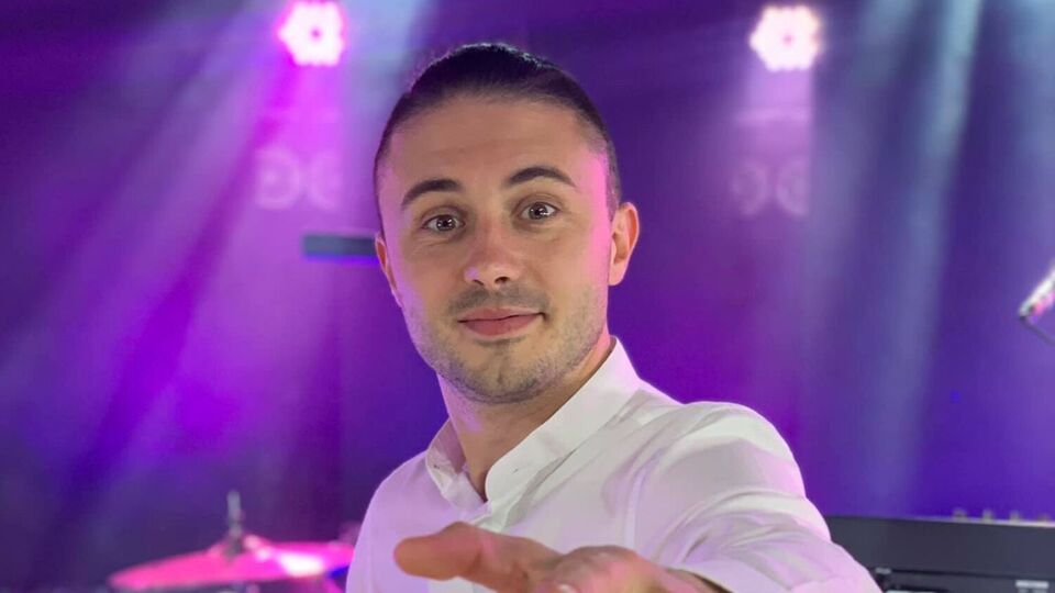 Тополя 3 декабря через адвоката подал заявление о разводе