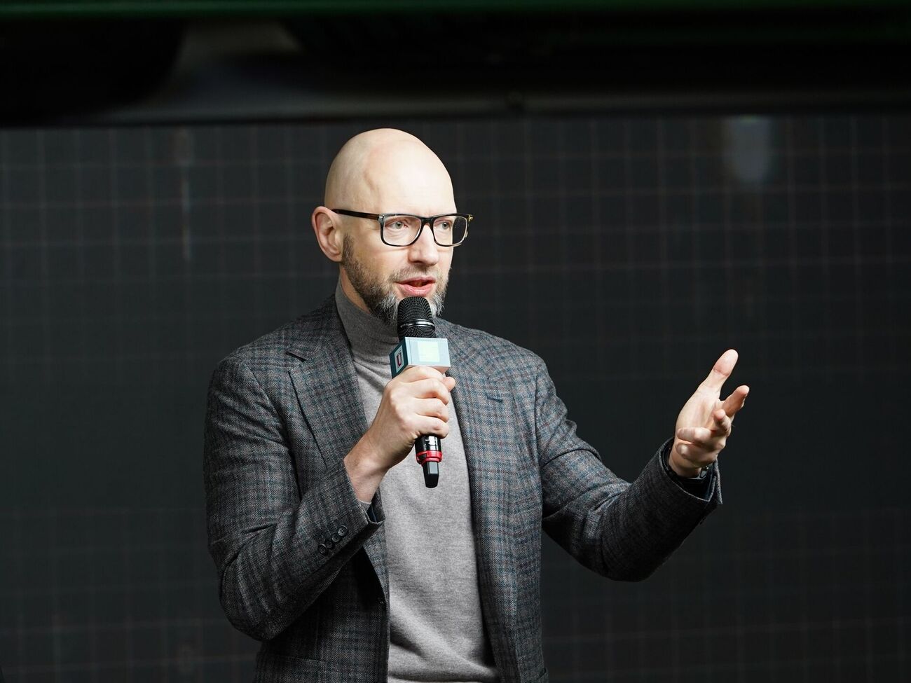 Яценюк назвал важным давление на Россию через вторичные санкции и на ее союзников