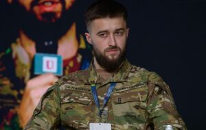 За словами Макара, його підрозділ на 40% складається з молоді 18–24 років