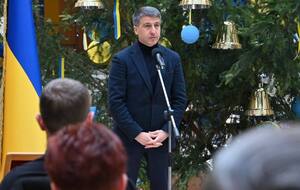 Розслідувачі стверджують, що Білецький живе разом із дружиною