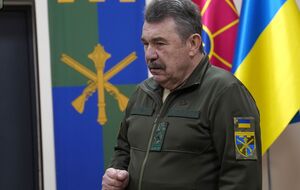 Кузьмук вітав військових із ТрО із Днем ЗСУ