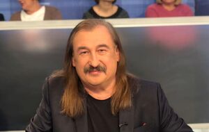 19 ноября на странице Гиги в Instagram появилась информация, что певца срочно прооперировали