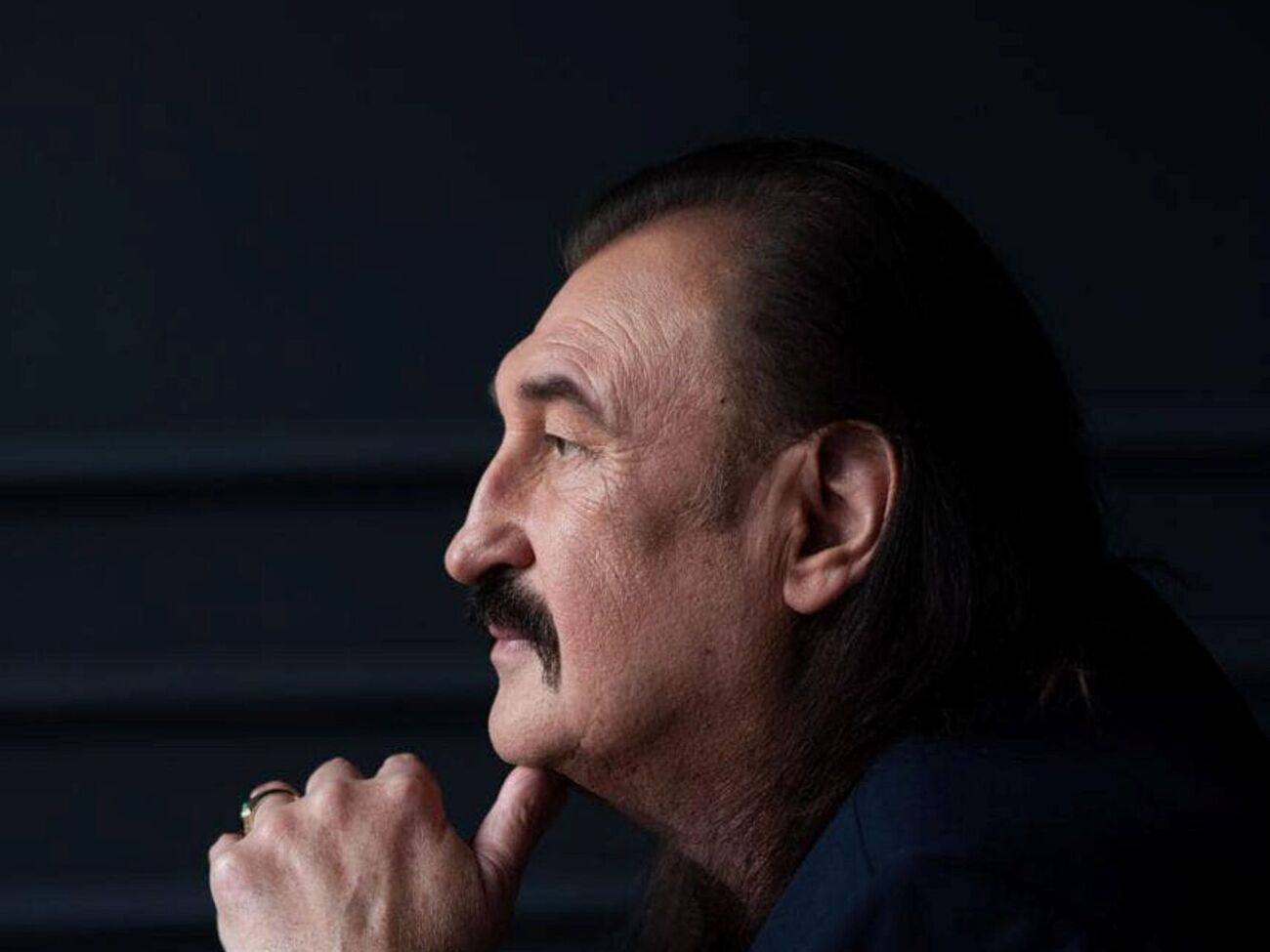 19 ноября на странице Гиги в Instagram появилась информация, что певец был срочно прооперирован