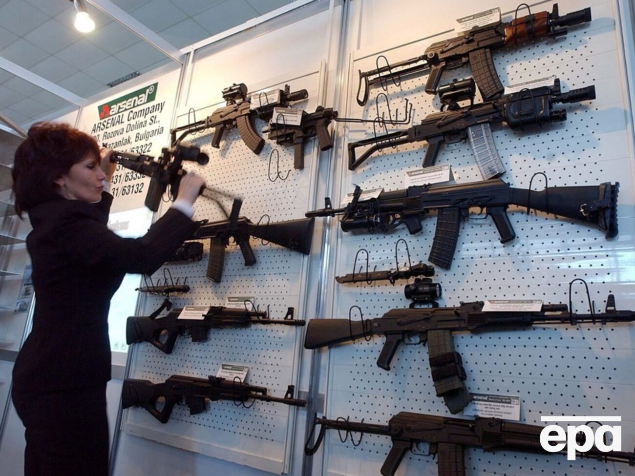 Бельбас сказал, что болгарские предприятия выжили благодаря экспорту вооружения