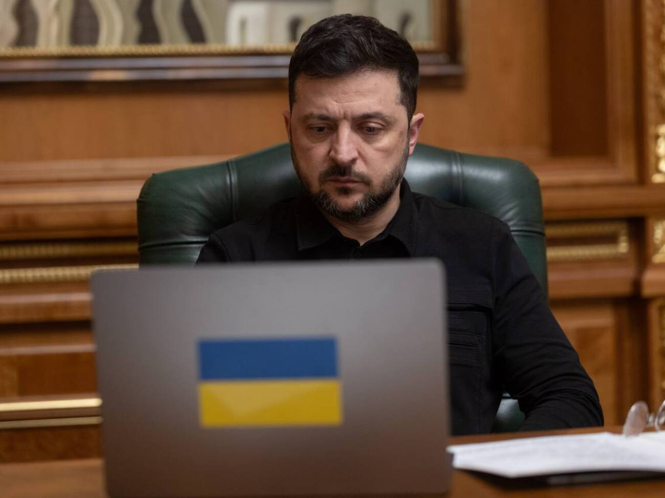 Зеленский заявил, что элементы "мирного плана" США требуют дальнейшего обсуждения по ряду "чувствительных вопросов"