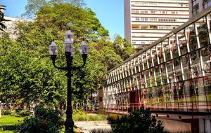 Правоохоронці стверджують, що злочинці напали на охоронця і пару похилого віку – відвідувачів бібліотеки