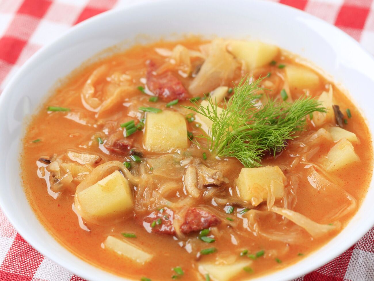 Борщ готовится достаточно легко
