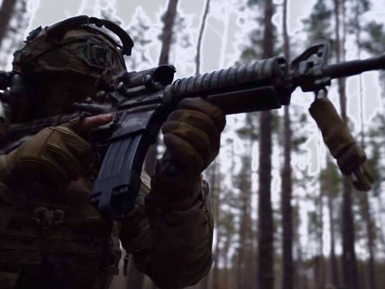 Во время эвакуации артиллерия врага пыталась попасть по своим