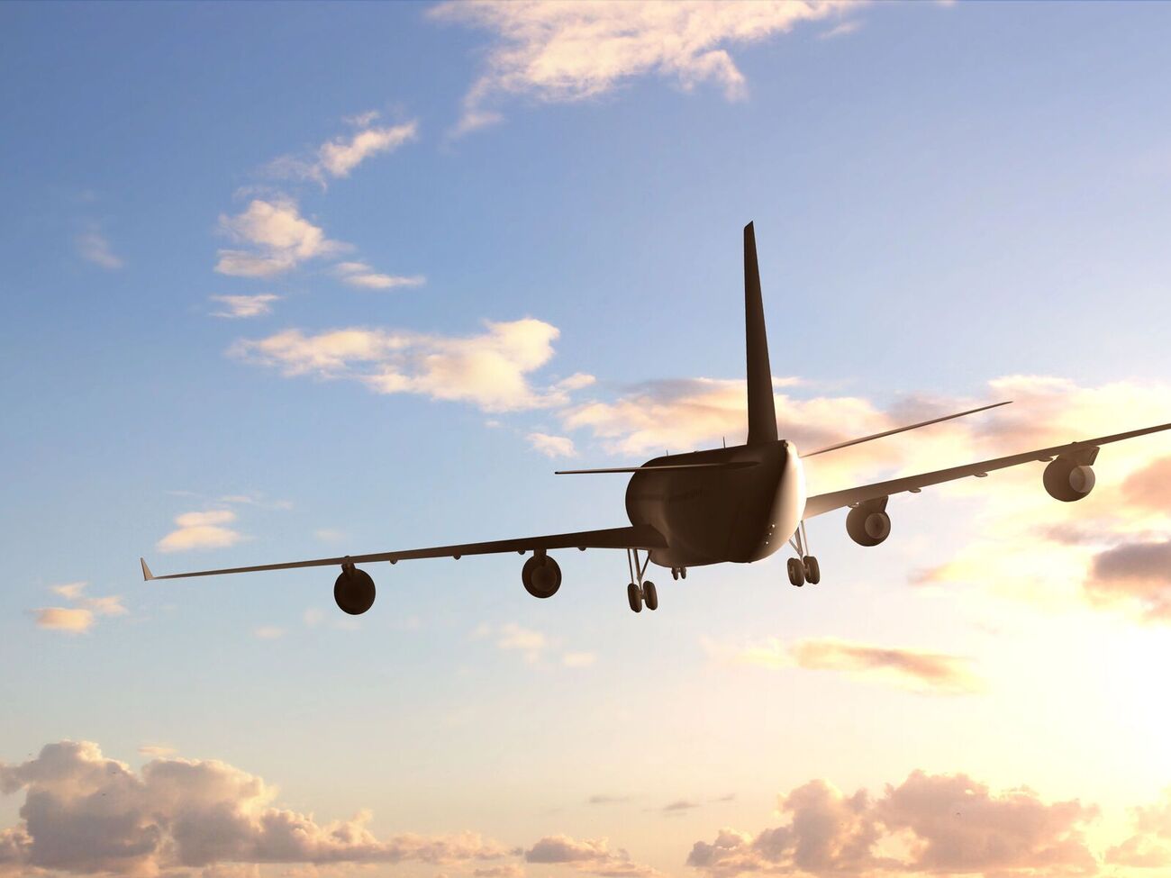 Росіяни планували влаштувати вибухи на літаках, пише видання