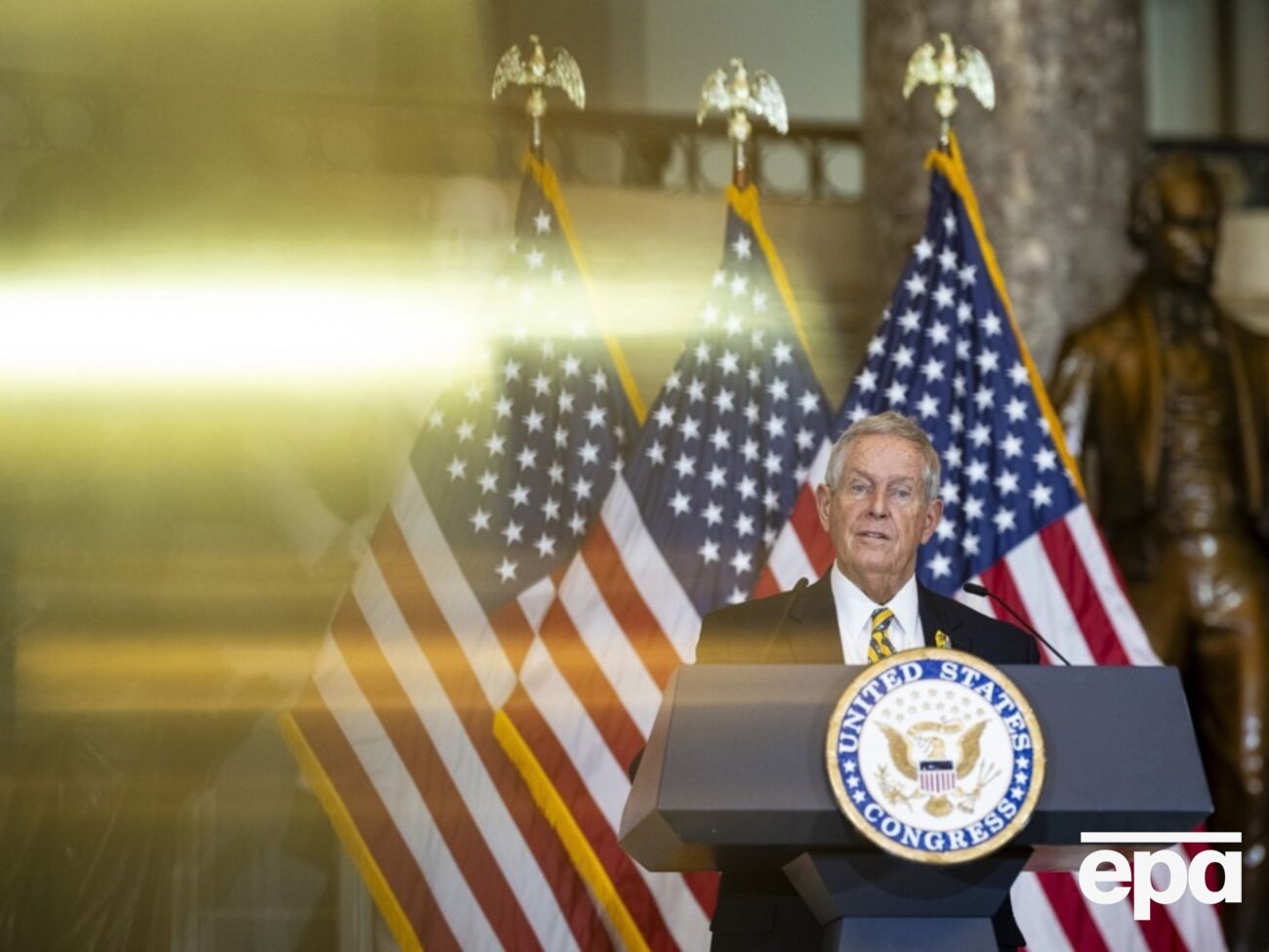 Джо Вілсон додав, що експрезидент США Джо Байден мав зробити це давно