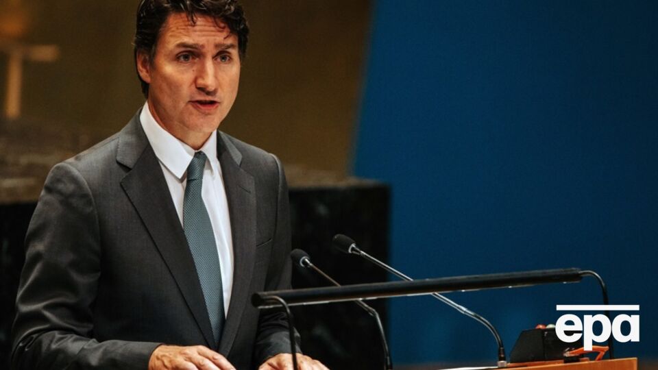 Прем'єр пообіцяв, що його уряд працюватиме з адміністрацією президента Трампа, щоб переконати його в негативному впливі цих мит