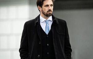 Украина должна восстановить права венгров на Закарпатье и прекратить действовать против венгерского правительства, заявил Мадьяр