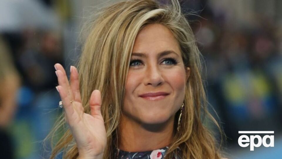 Энистон родилась 11 февраля 1969 года в Лос-Анджелесе