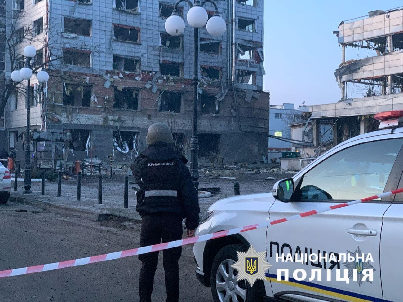 От обстрела пострадали три района столицы