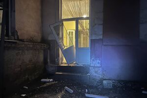 Уламки зачепили 10 висоток і приватних будинків