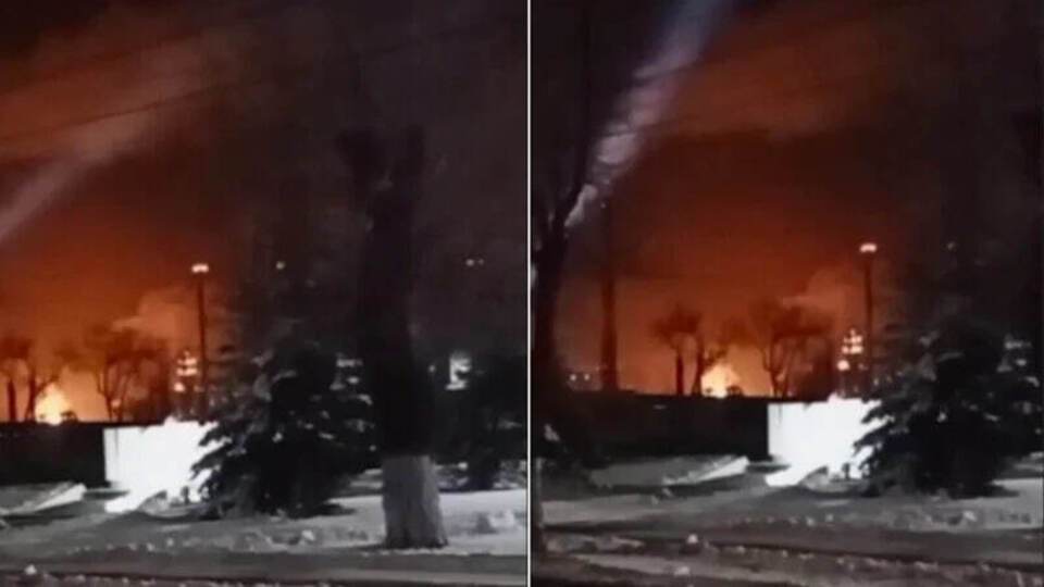 На супутниковому знімку видно сліди пожежі й пошкодження поблизу установки каталітичного риформування