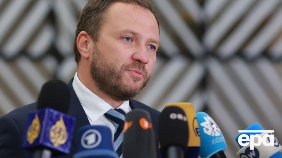 За словами міністра, Естонія обговорювала зі США свої корисні копалини, але поки лише на абстрактному рівні