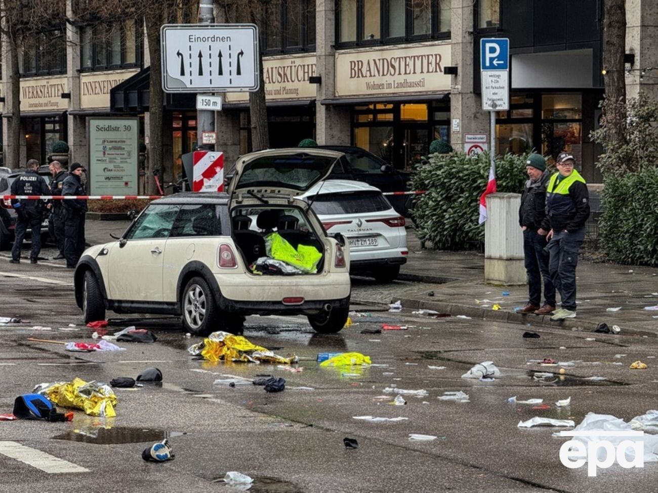 Водія автомобіля затримали. За інформацією Bild, це 26-річний афганець