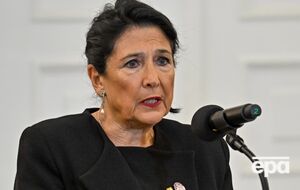 Согласно конституции Грузии, полномочия Зурабишвили истекли 16 декабря 2024 года