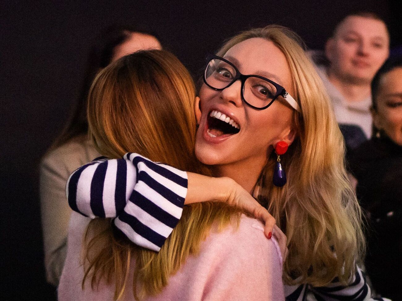 Полякова на презентации у Monatik обнималась с Tayanna