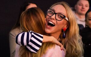 Полякова на презентації у Monatik обіймалася з Tayanna