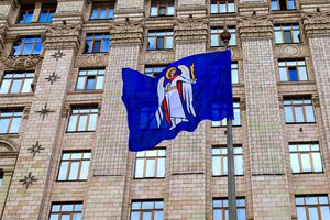 Із початку року Київ виділив на допомогу військовим 5 млрд грн