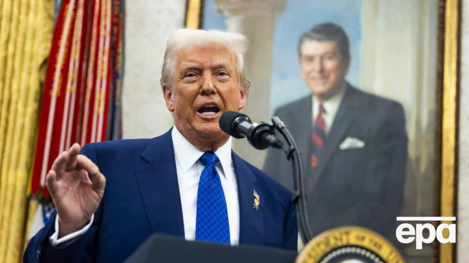 Трамп (на фото) вважає, що причиною, через яку почалася повномасштабна агресія РФ, стали слова Байдена про те, що Україна може вступити в НАТО