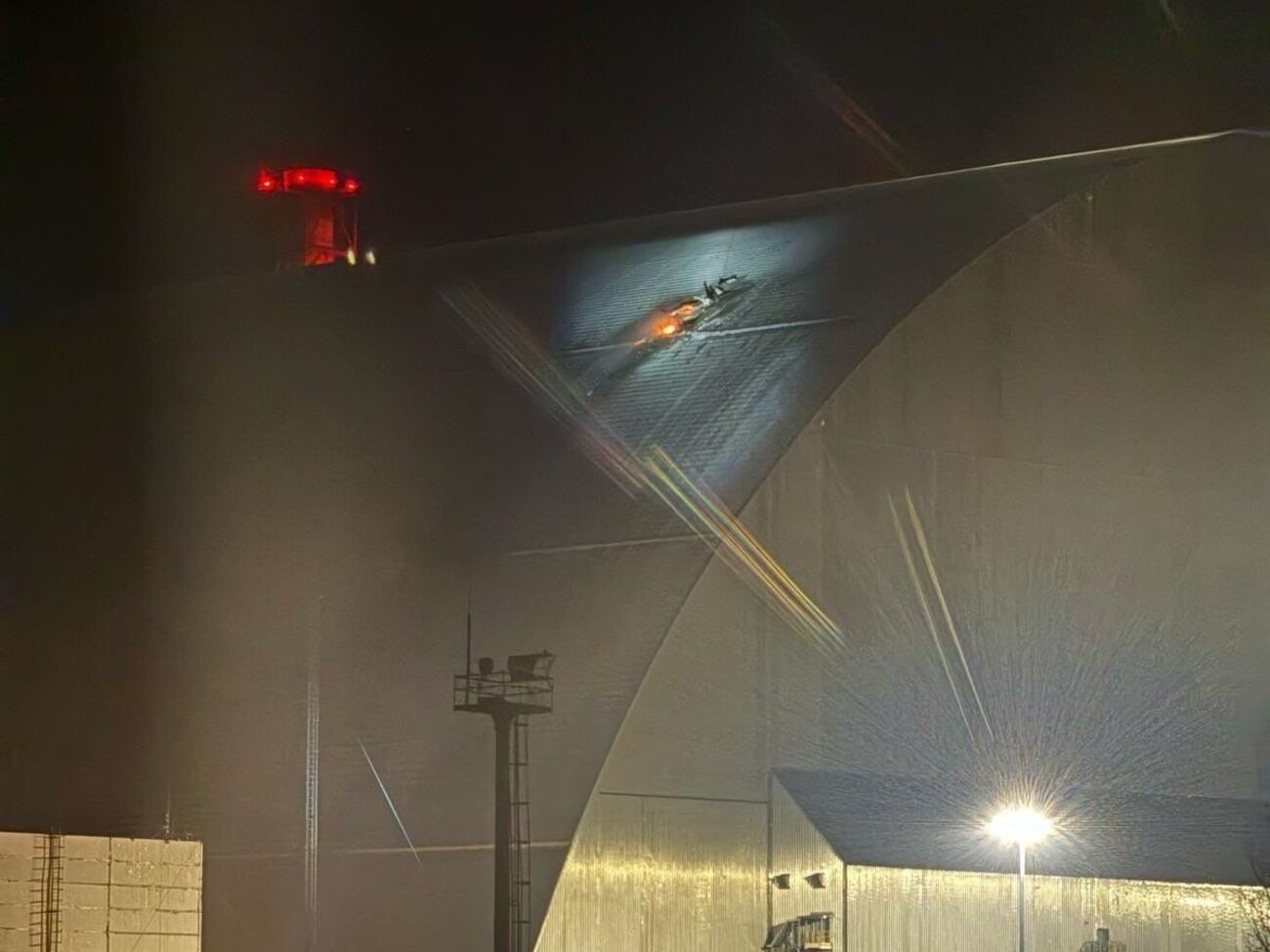 Удар РФ по укрытию ЧАЭС, которое бережет от радиационной угрозы, – вызов всему миру, отметили в Кабмине Украины