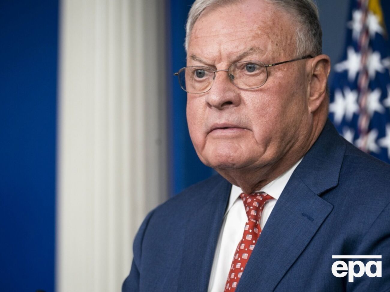 "Вони мають говорити. І обидві сторони мають чимось поступитися", – наголосив він