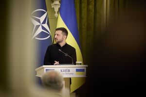 В України бойових бригад приблизно удвічі менше, ніж у РФ, зазначив Зеленський