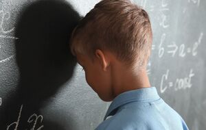 Работники образования должны прилагать усилия, чтобы удержать талантливую молодежь именно в украинском пространстве, отметила глава ВКВОС