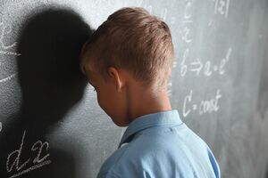 Работники образования должны прилагать усилия, чтобы удержать талантливую молодежь именно в украинском пространстве, отметила глава ВКВОС