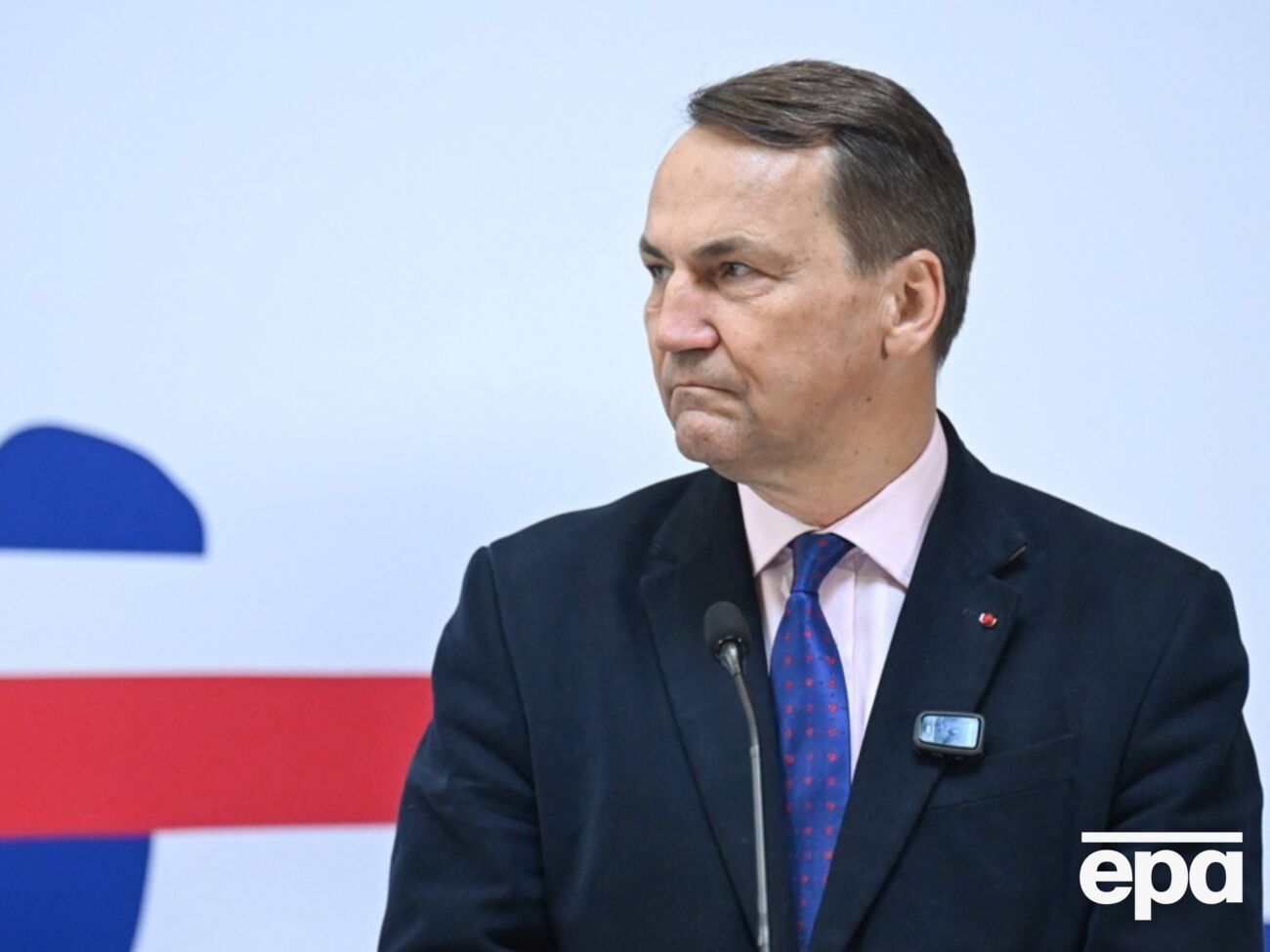 Сикорский: Если мы даем гарантии Украине, то они должны быть реальными