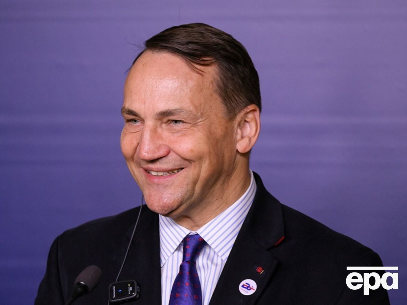 Если Трамп хочет получить Нобелевскую премию, то мир в Украине должен быть справедливым, отметил Сикорский