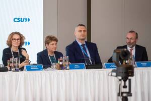 Это унижает тебя как лидера, унижает нас как страну, написал Гончаренко