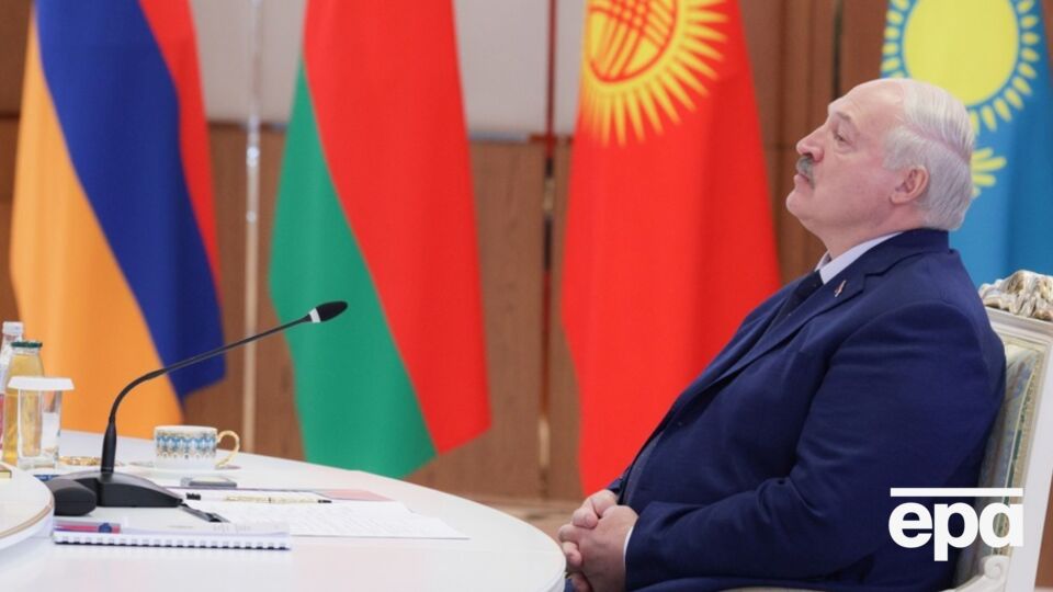 За даними видання, США пропонують зниження санкційного тиску на Білорусь в обмін на звільнення більшої кількості політв'язнів